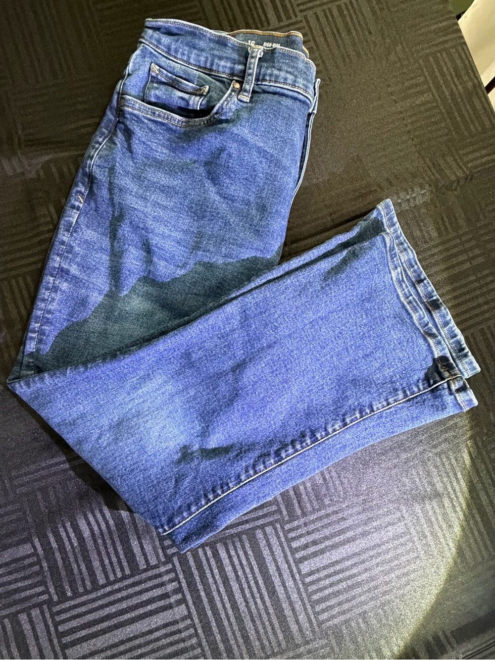 a.n.a Blue Cropped Ankle Jeans